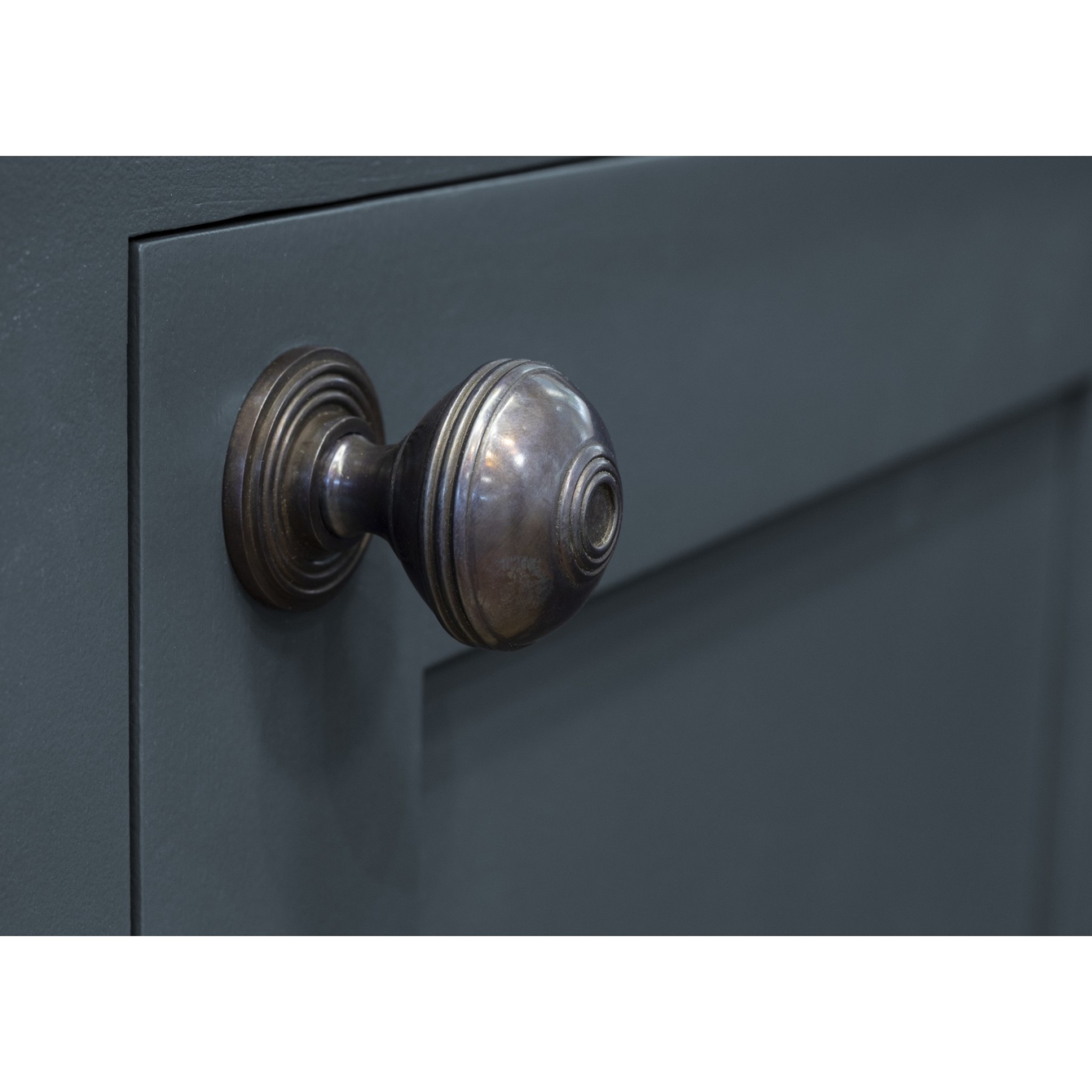 Grove FittingsArchitectural Ironmongery & Door Handles
